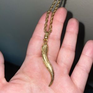 Gold chain necklace